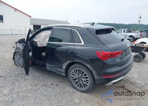 2022 Audi Q3 Premium 40 Tfsi Quattro Tiptronic z USA, uszkodzony, nr VIN WA1AUCF35N1000440